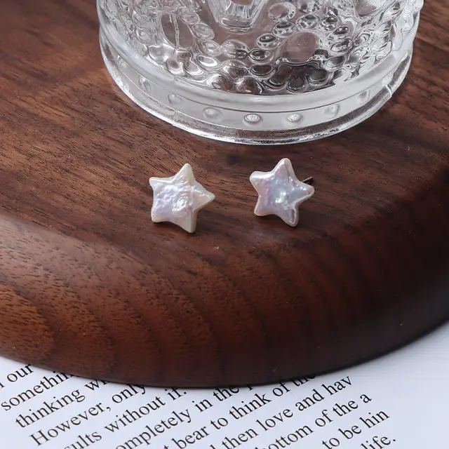 Star studs