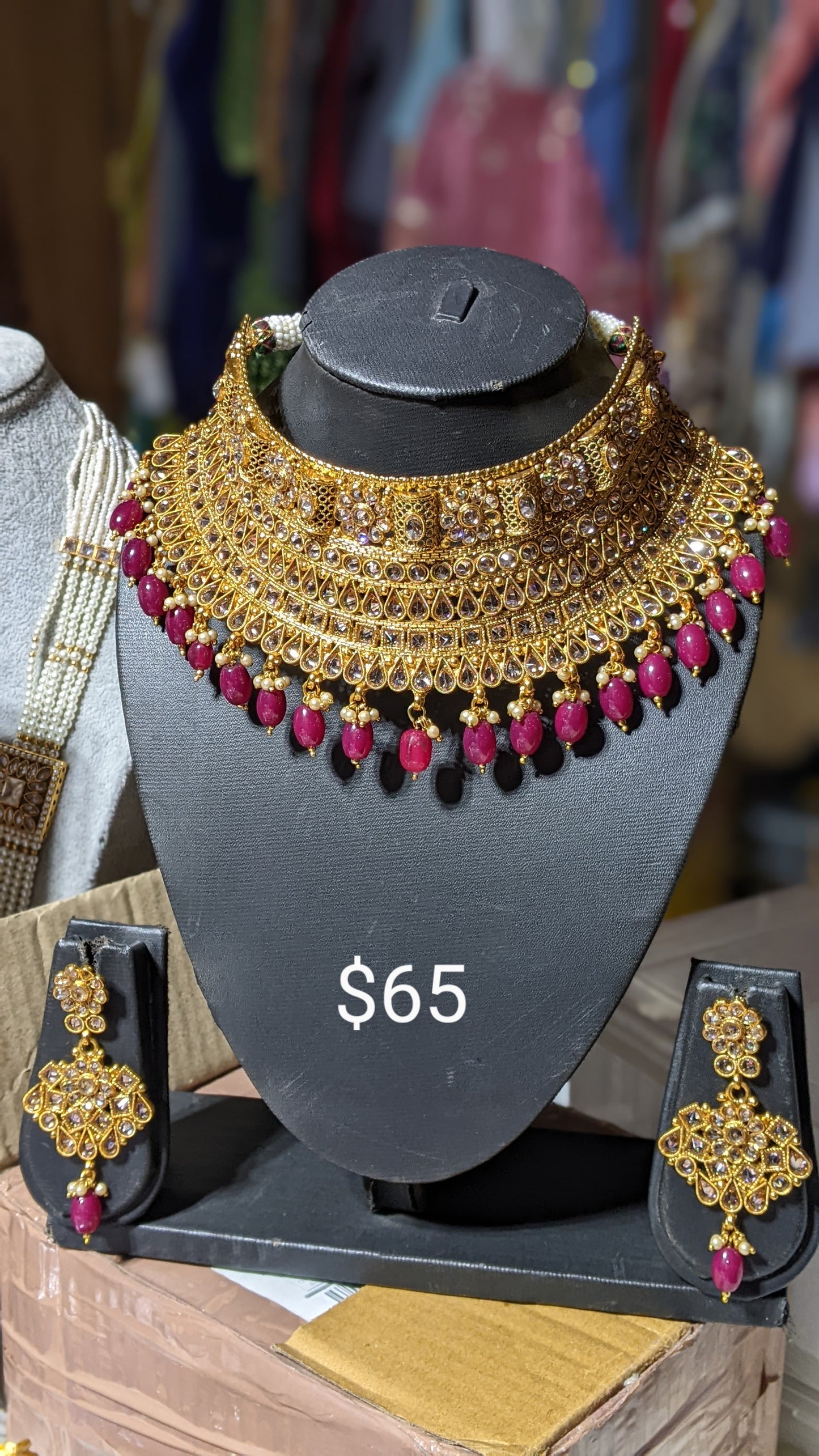 Kundan Jewelery Sets