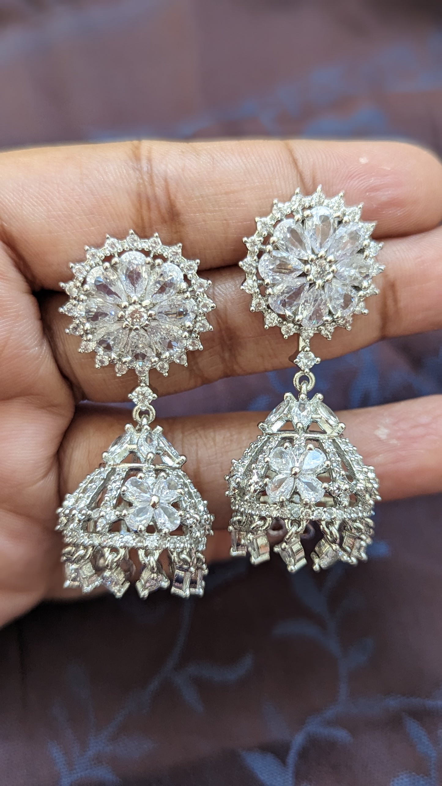 Invisible Pavè Setting Earrings